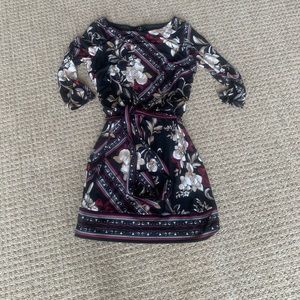 Whit House Black Market 3/4 length sleeve dress